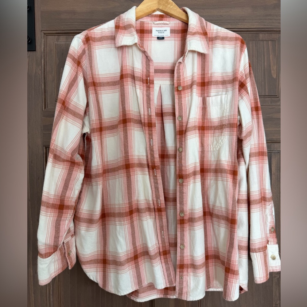 American Eagle Pink Rust Plaid Button-Up Shirt L